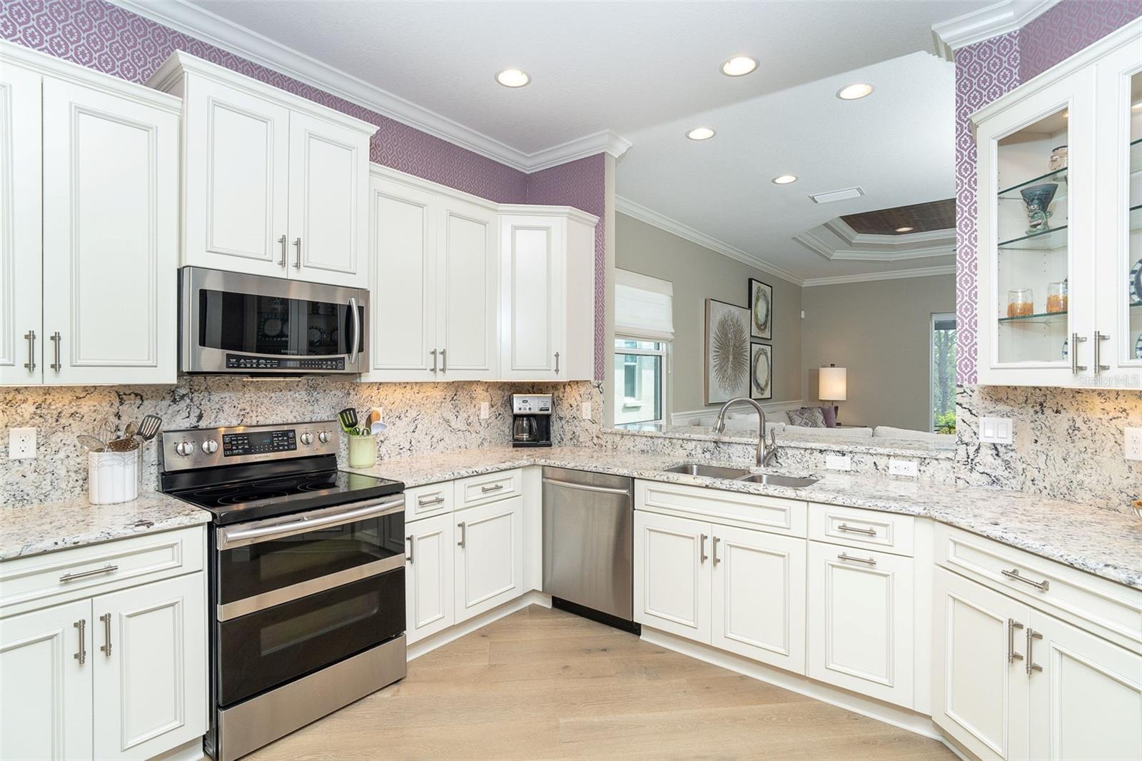 CORAL CAYE - Residential