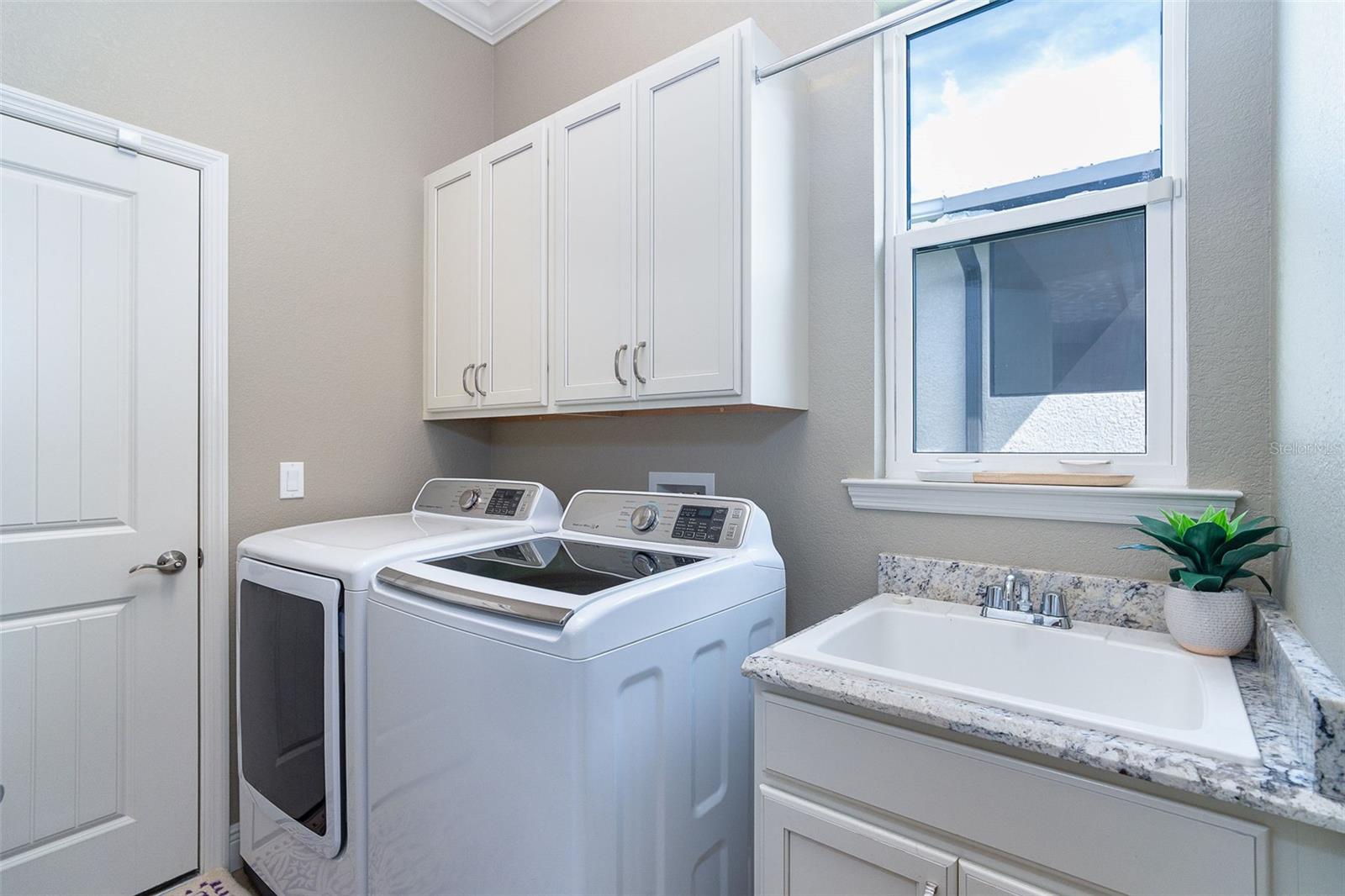 CORAL CAYE - Residential