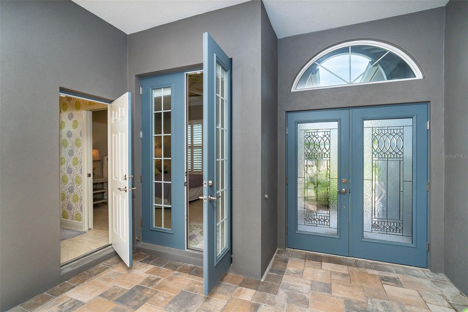 CORAL CAYE - Residential