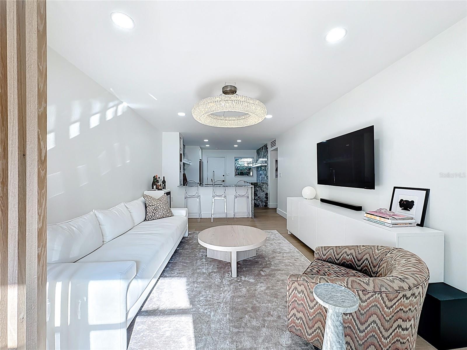 LAKE FAIRVIEW CONDO - Residential