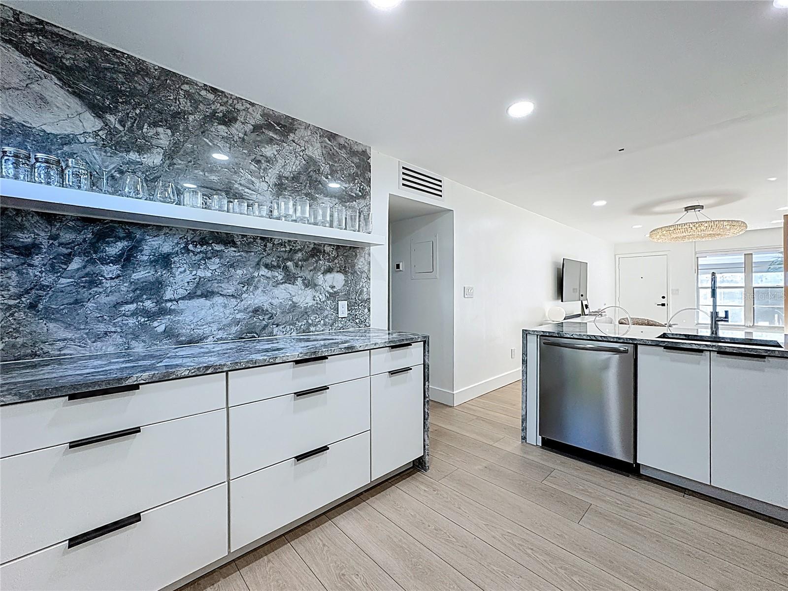 LAKE FAIRVIEW CONDO - Residential