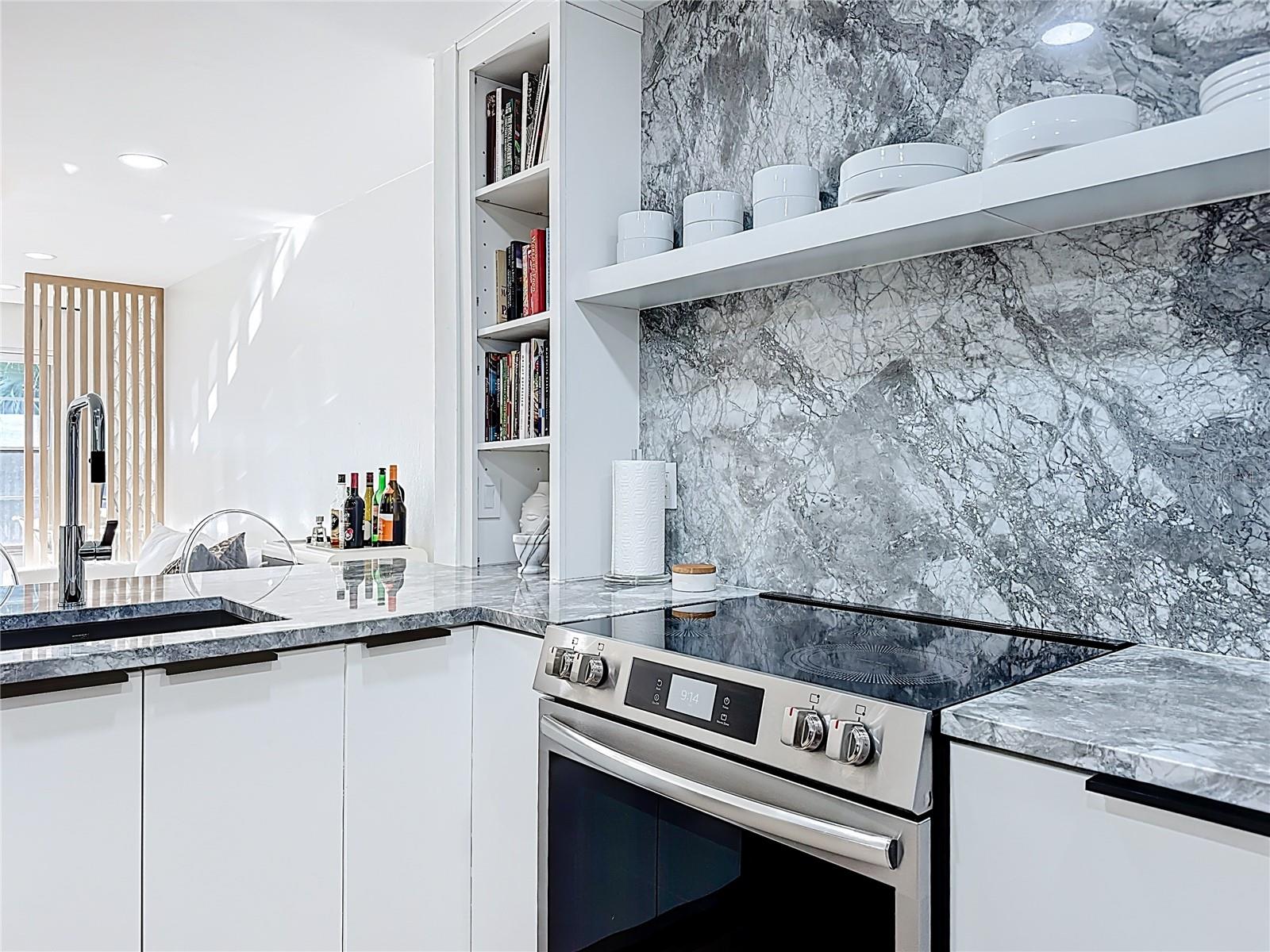 LAKE FAIRVIEW CONDO - Residential