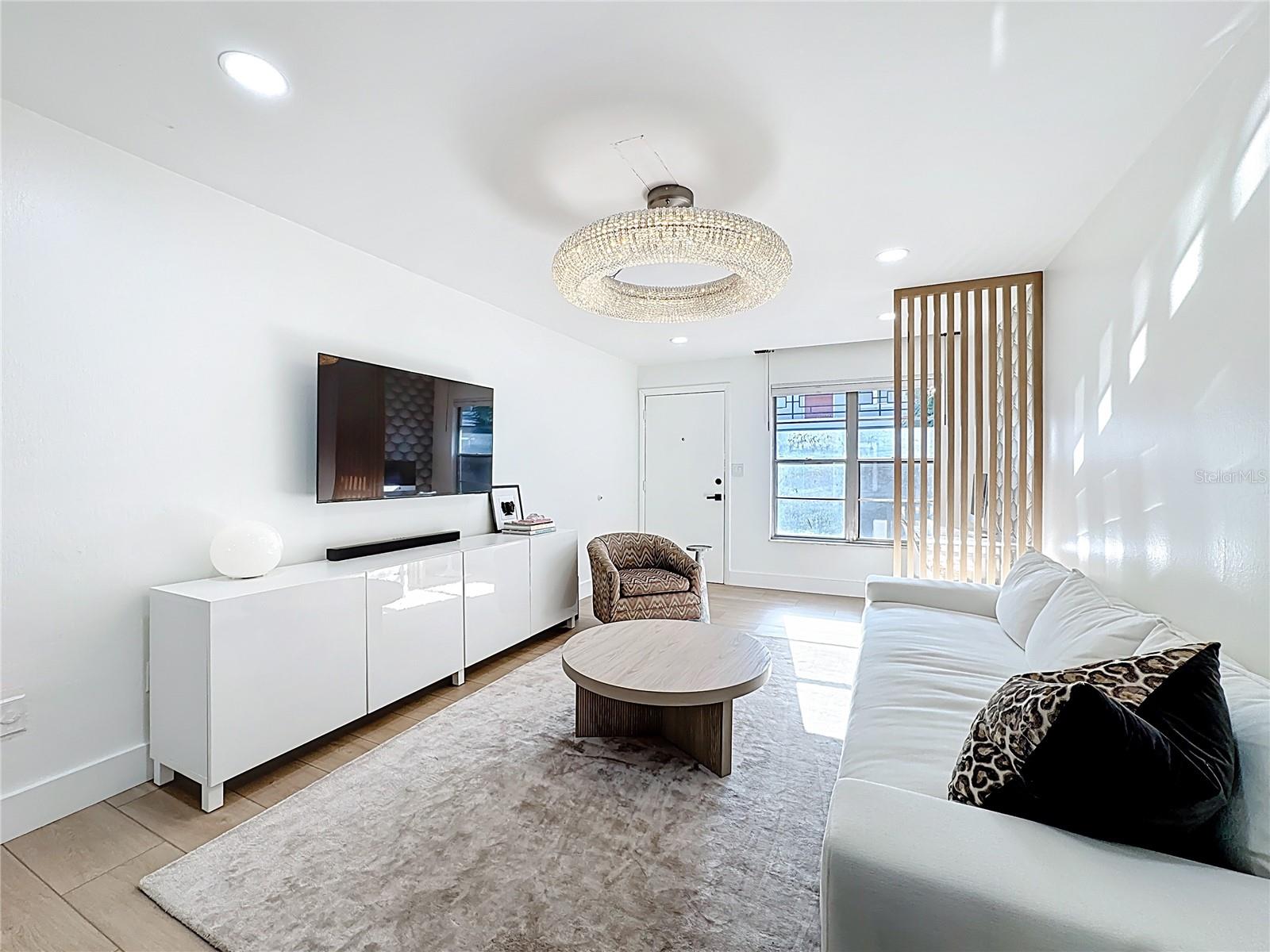 LAKE FAIRVIEW CONDO - Residential