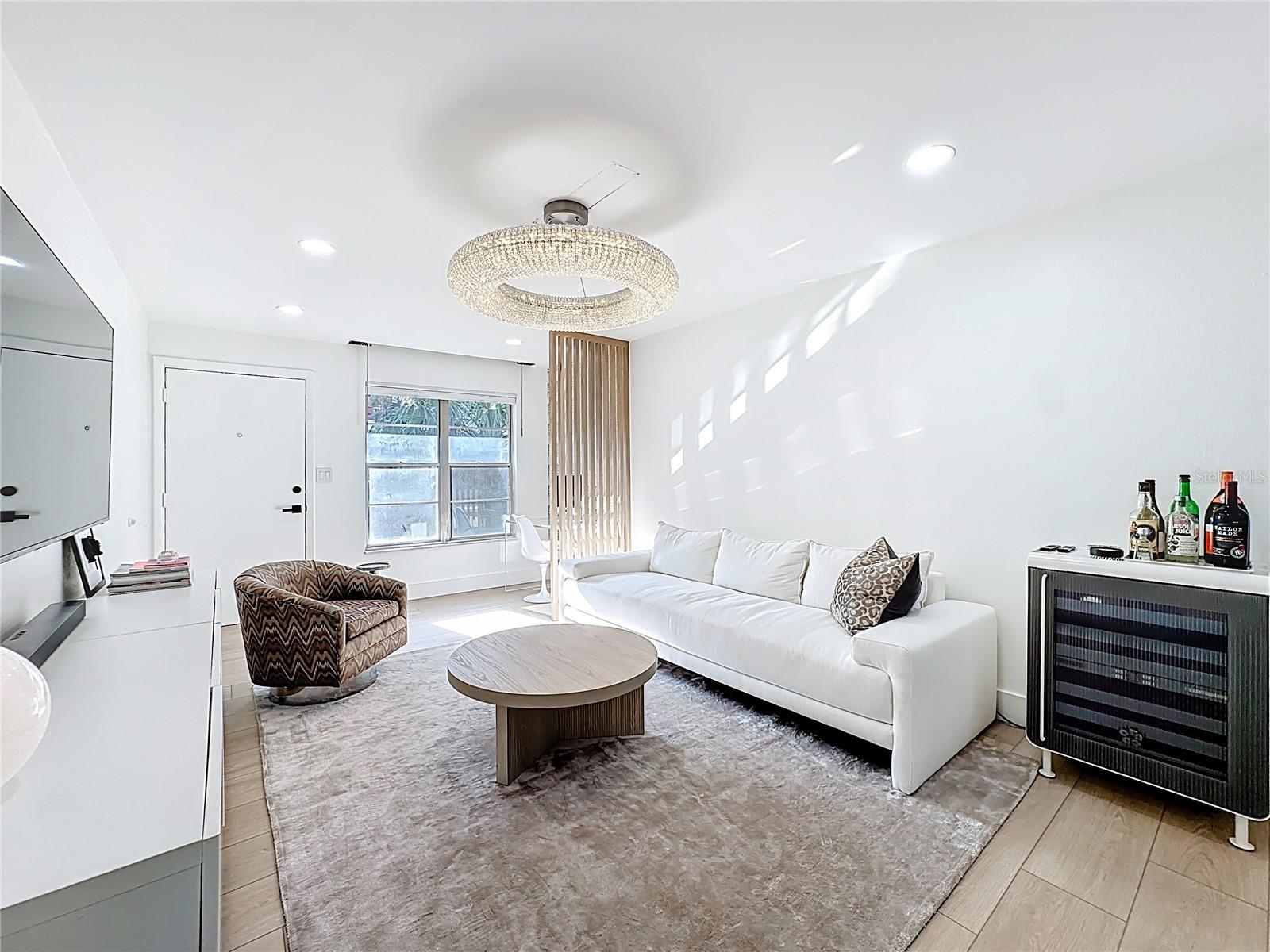 LAKE FAIRVIEW CONDO - Residential