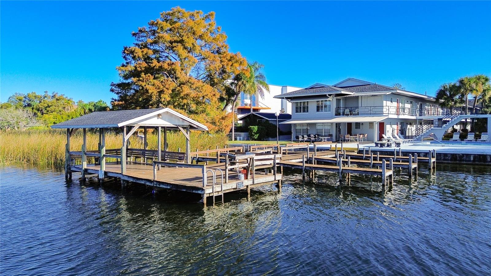 LAKE FAIRVIEW CONDO - Residential