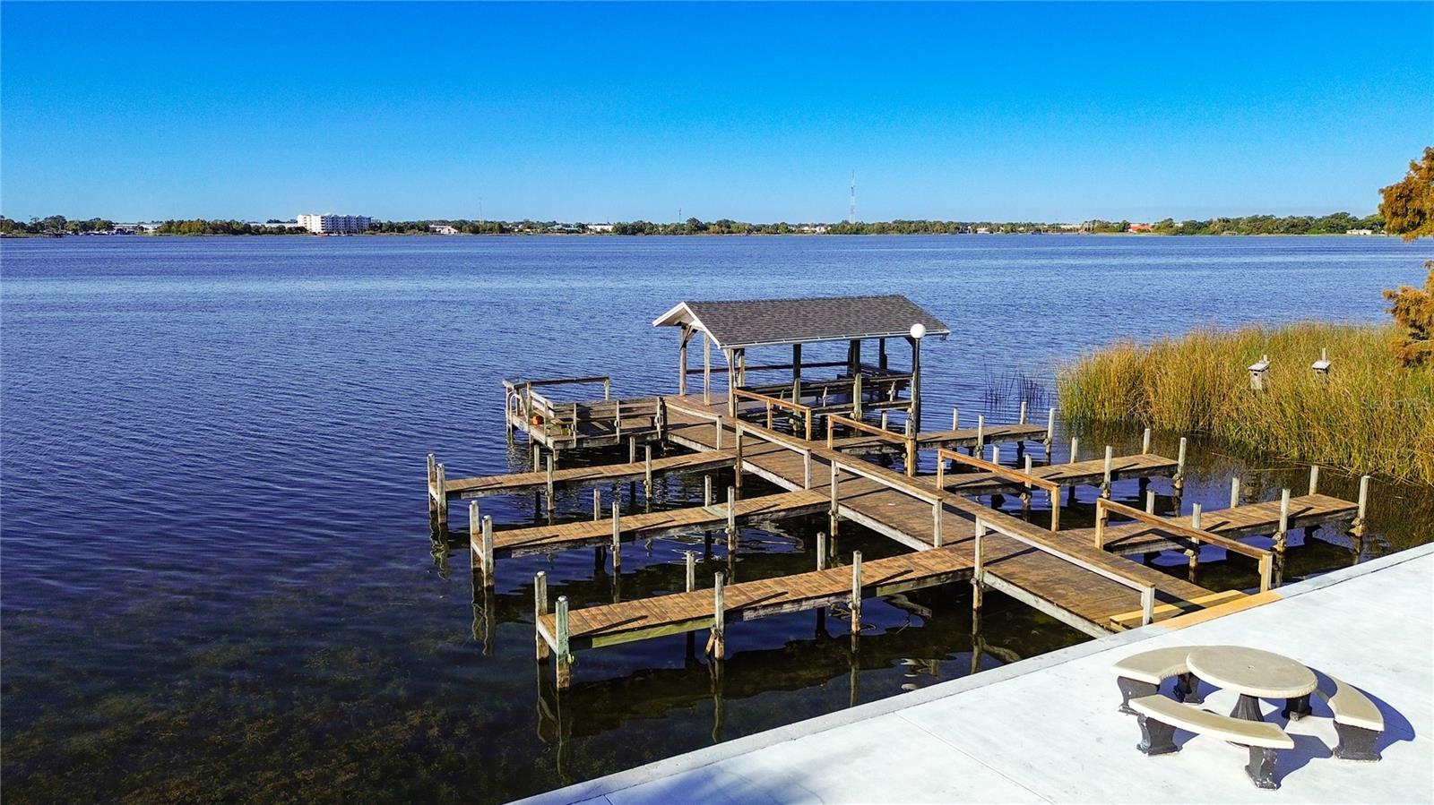 LAKE FAIRVIEW CONDO - Residential