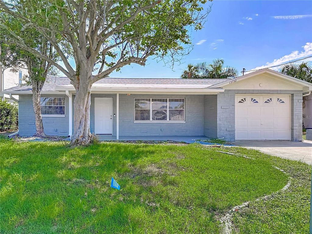 Photo of 13732 Plumosa Avenue, Hudson, FL 34667 (MLS # O6339731)