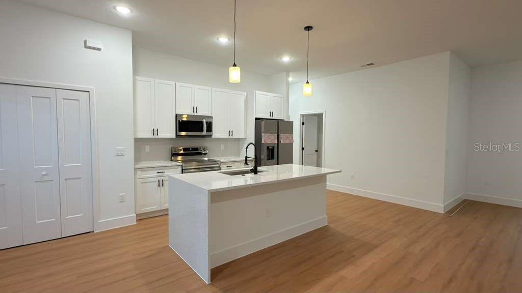 CITRUS SPGS UNIT 13 - Residential