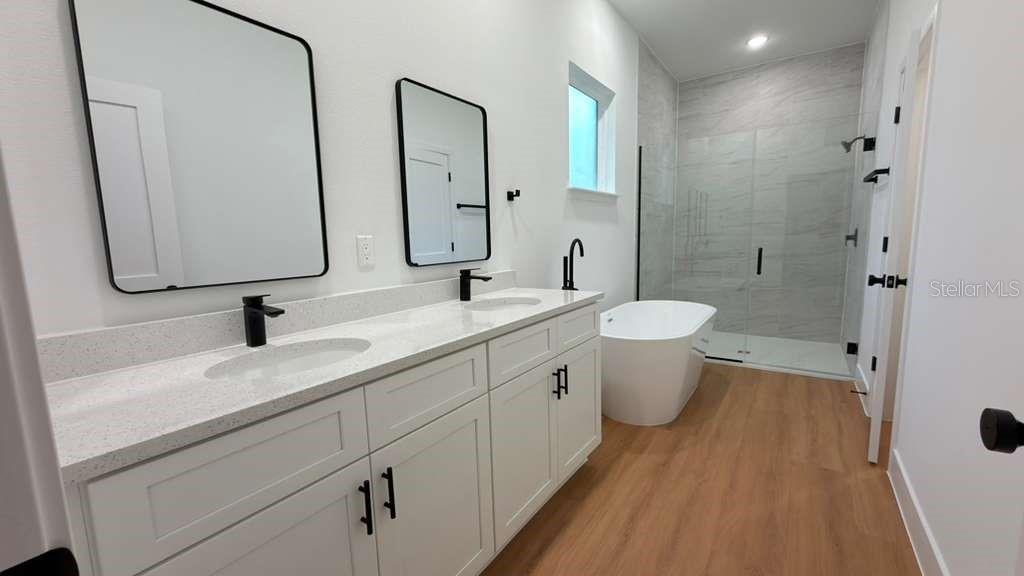 CITRUS SPGS UNIT 13 - Residential