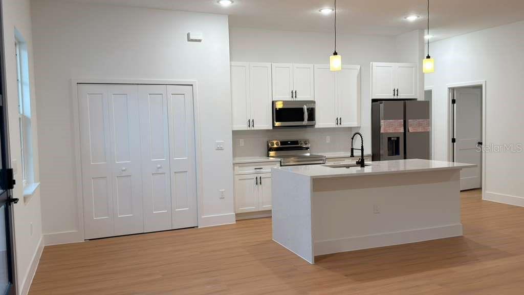 CITRUS SPGS UNIT 13 - Residential