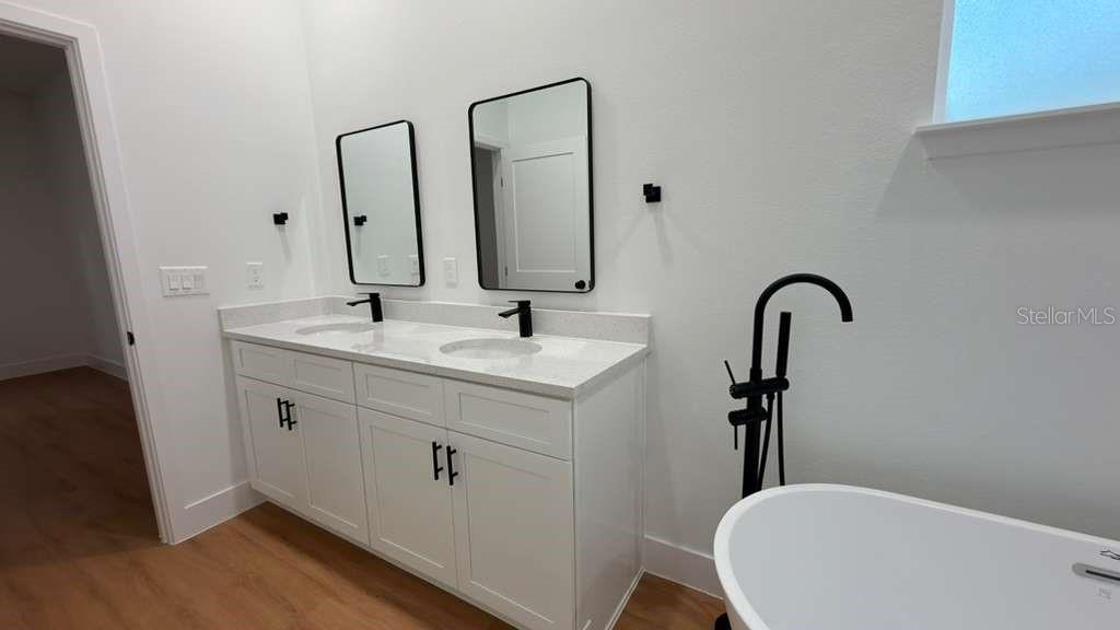 CITRUS SPGS UNIT 13 - Residential