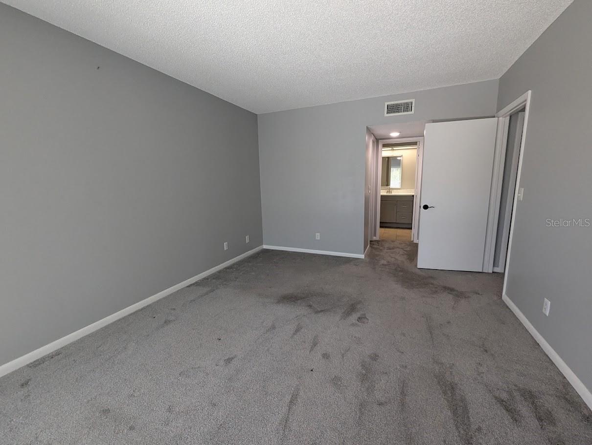 MAIDSTONE CONDO - Residential Lease