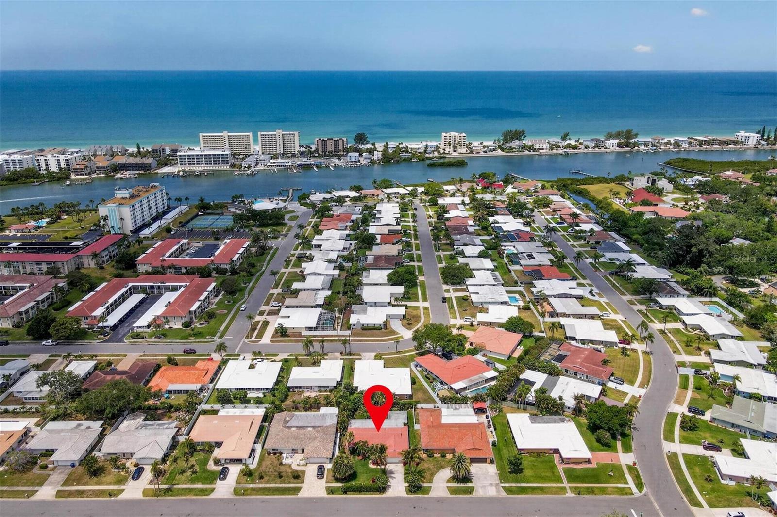 IMPERIAL POINT - Residential