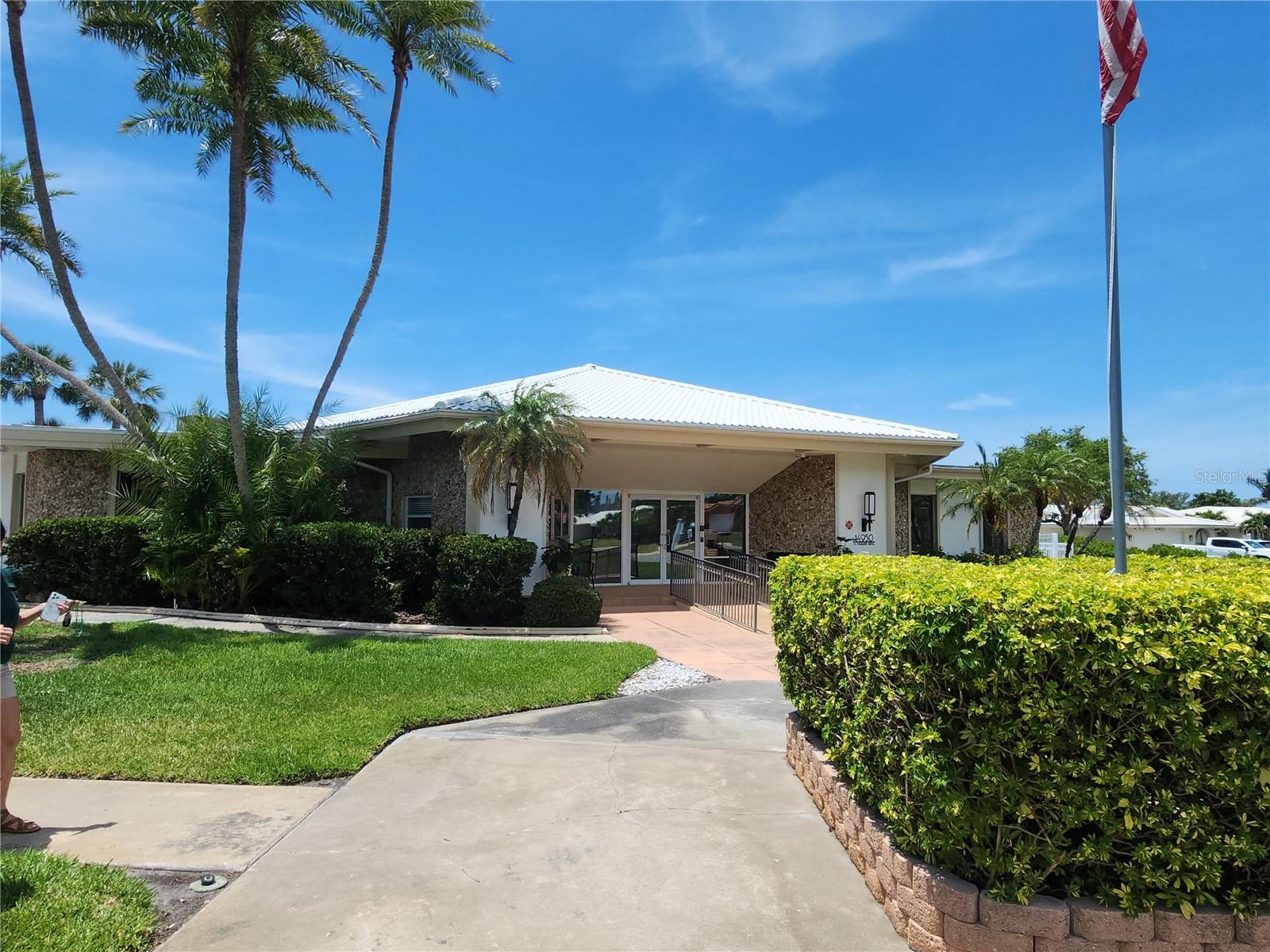IMPERIAL POINT - Residential