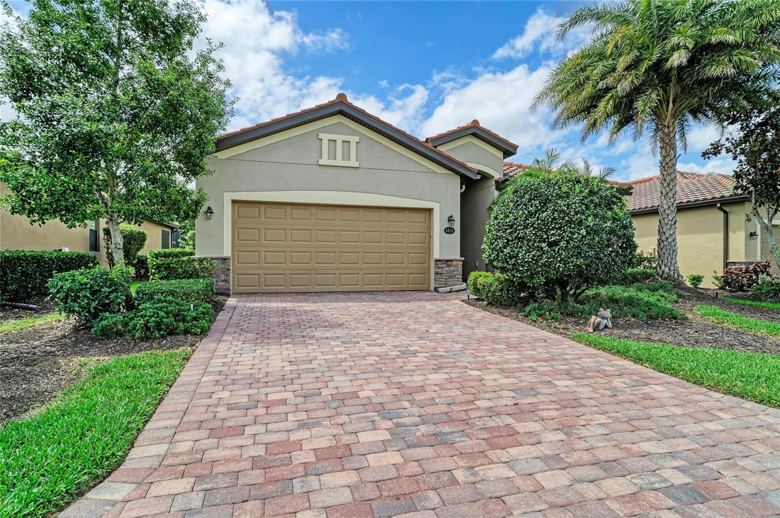 RIVER STRAND - Residential