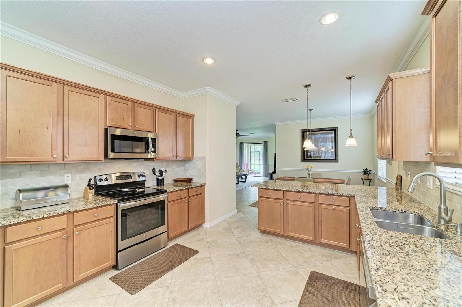 RIVER STRAND - Residential