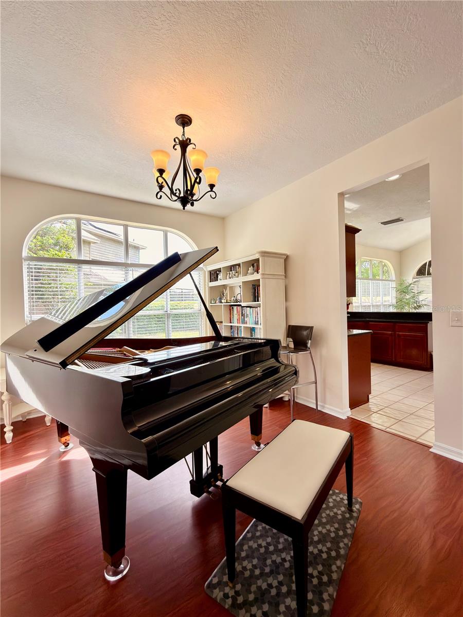 STRATTON HILL - Residential