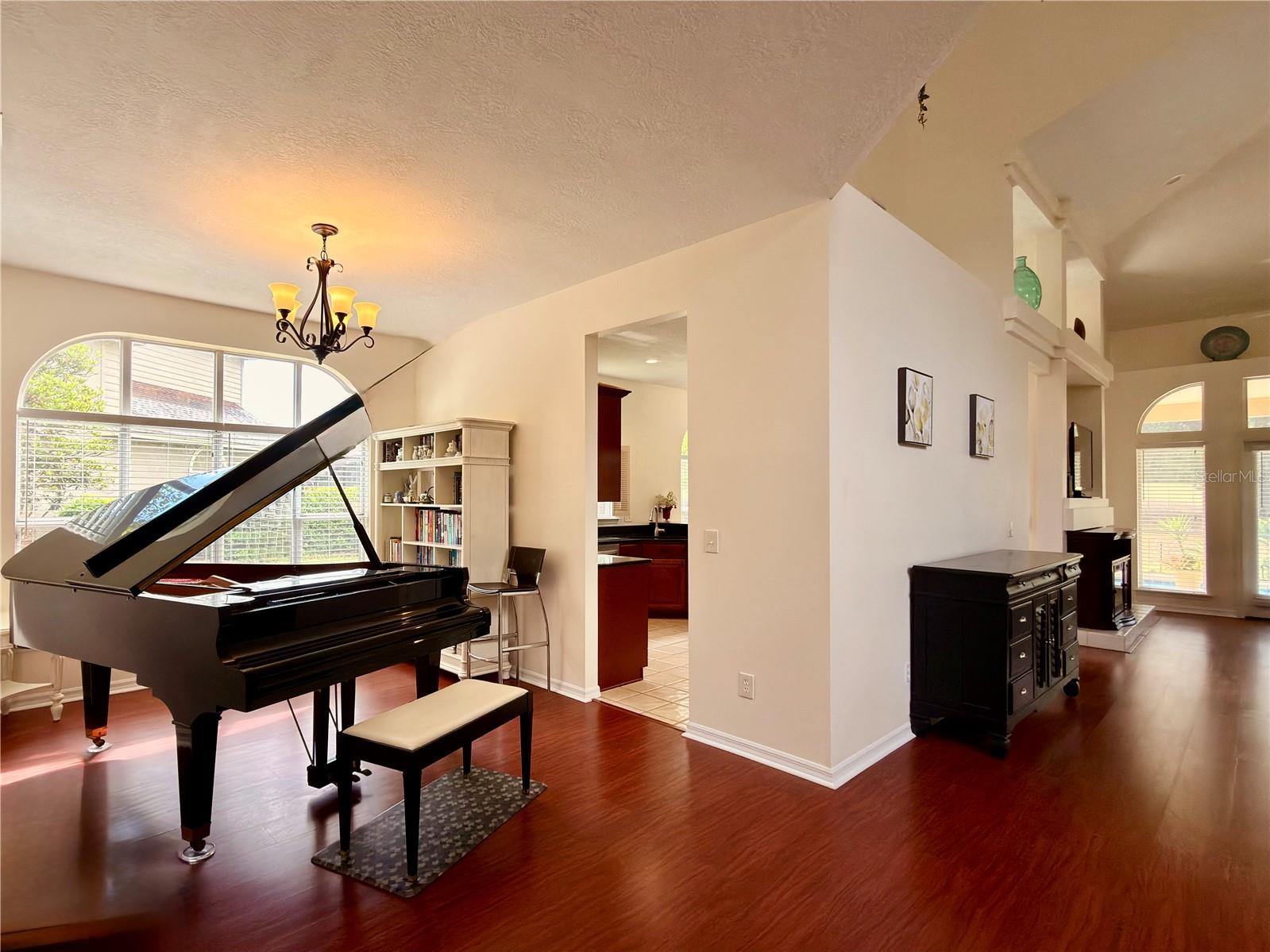 STRATTON HILL - Residential