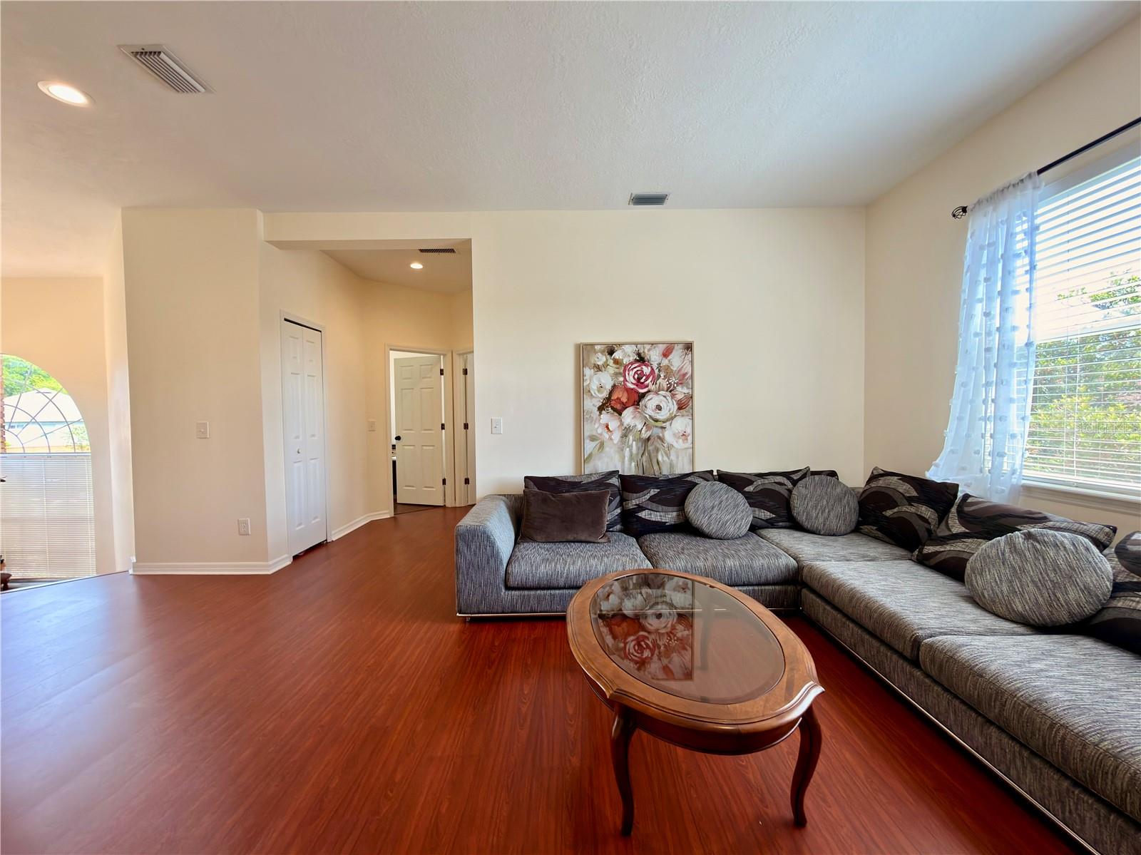 STRATTON HILL - Residential