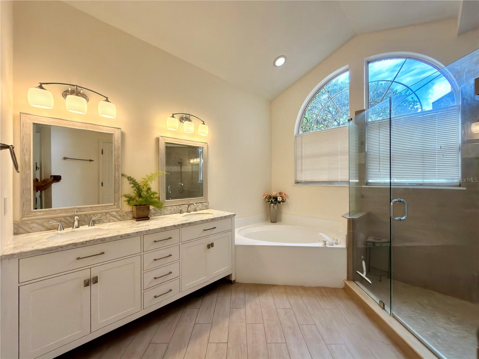 STRATTON HILL - Residential