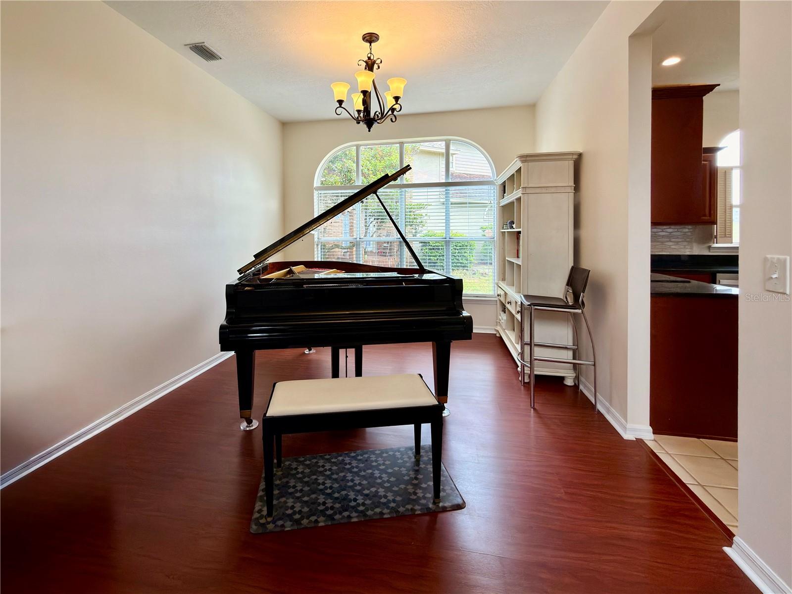 STRATTON HILL - Residential