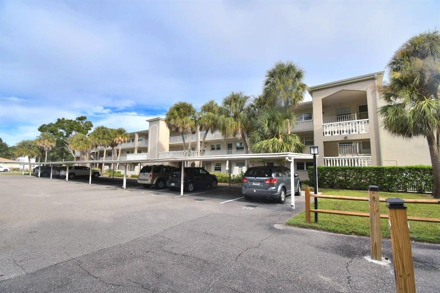 You'll love this 2 bedroom/ 2 bathroom, first floor "end unit". Features a spacious outdoor area with vinyl fencing and shrubbery for privacy. Abundant water views. A light and bright kitchen with quartz counter tops, shiny white tile back splash, easy care vinyl flooring welcomes you. 2 large bedrooms with walk in closets for ample storage and a lot of natural light. Close to everything delightful Dunedin has to offer... shops, restaurants, the Pinellas Trail, spring training homes of the Toronto Blue Jays. Close to major airports, professional sports teams the Rays, Bucs, Lightning, Yankees and Phillies.