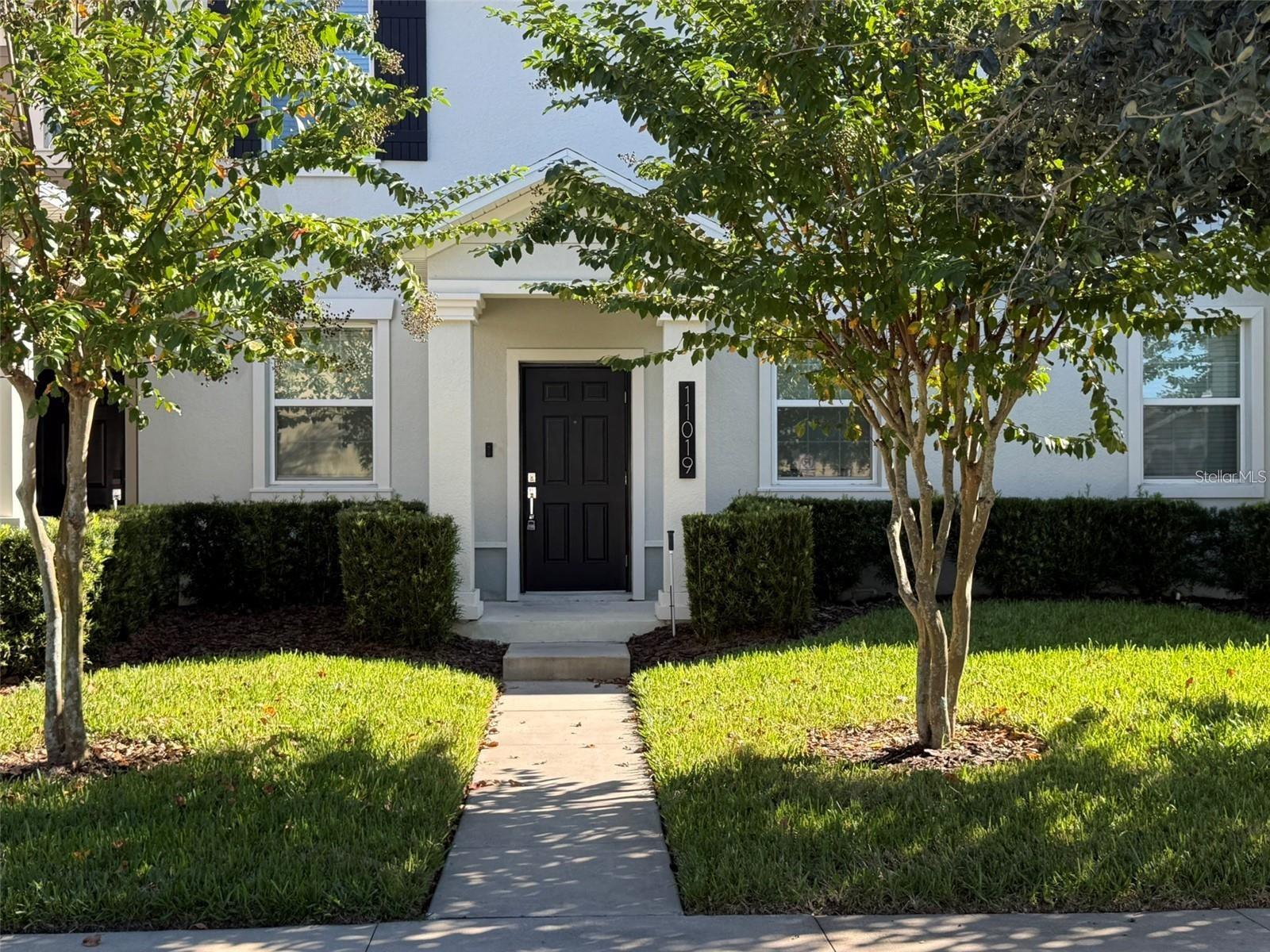 Photo 1 of 28 — 11019 BOOKMARK LANE, WINTER GARDEN, FL 34787