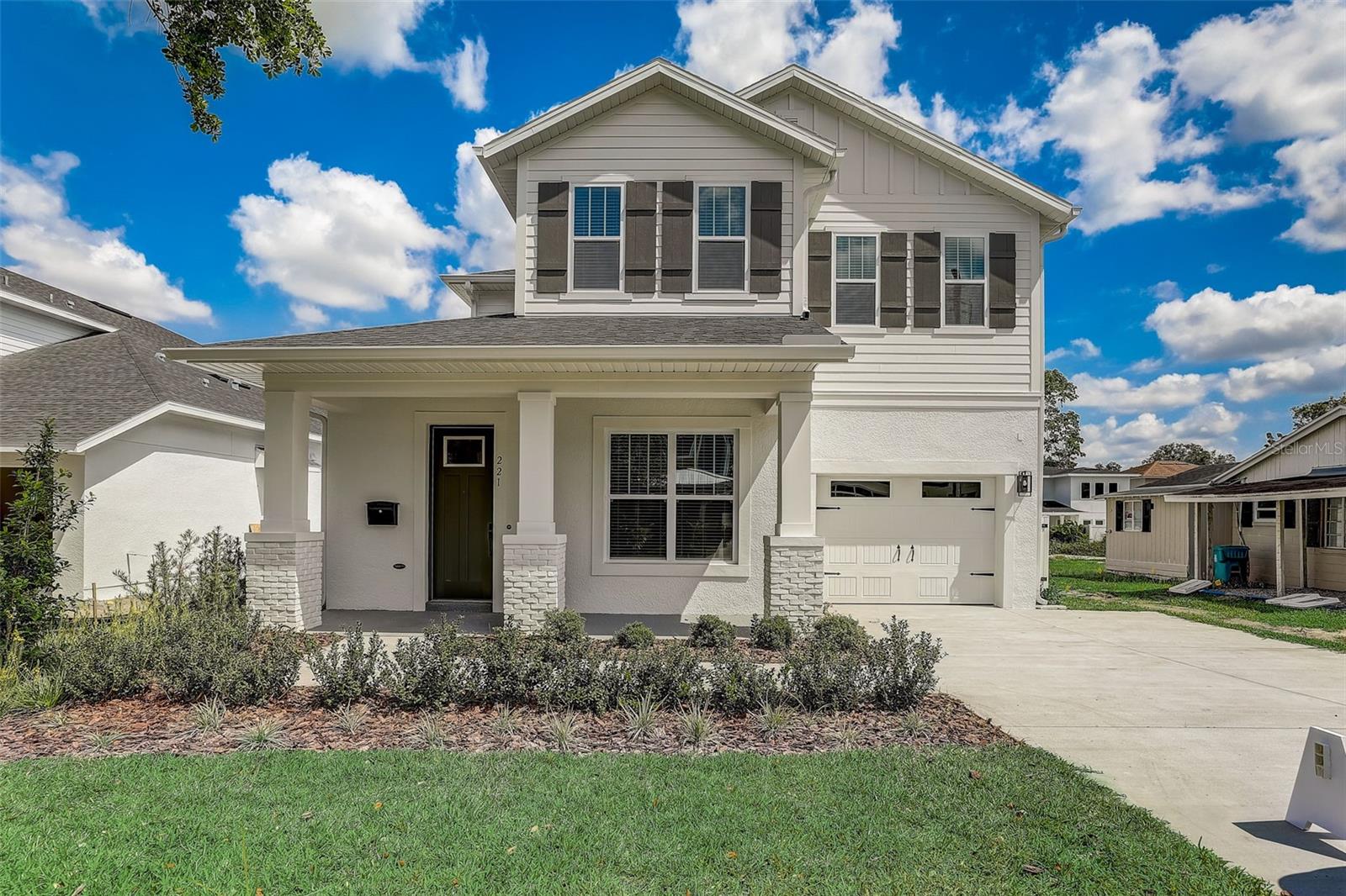 David Weekley Homes offers comfort, elegance, and streamlined convenience in this two-story new home in the heart of Downtown Orlando! The downstairs Owner’s Retreat features an oversized walk-in closet and a large walk-in shower and double vanity in the superb en suite bathroom. The sunny, open-concept living spaces are ideal for entertaining guests and enjoying quiet evenings in. Stylish 42" cabinets, stainless steel GE appliances, and quartz countertops are just a few of the upgrades that make the gourmet kitchen a chef’s delight. Three additional bedrooms and a cheerful retreat, perfect for a game room or play area, are lovingly nestled on the second floor. Come see why David Weekley Homes has a 45-year reputation for building and delivering top-quality, energy-efficient new homes with outstanding customer service, and one of the best centralized warranties in the business.
Send a message to David Weekley’s Central Living Team to begin your #LivingWeekley adventure with this fantastic new construction home in Orlando, FL!