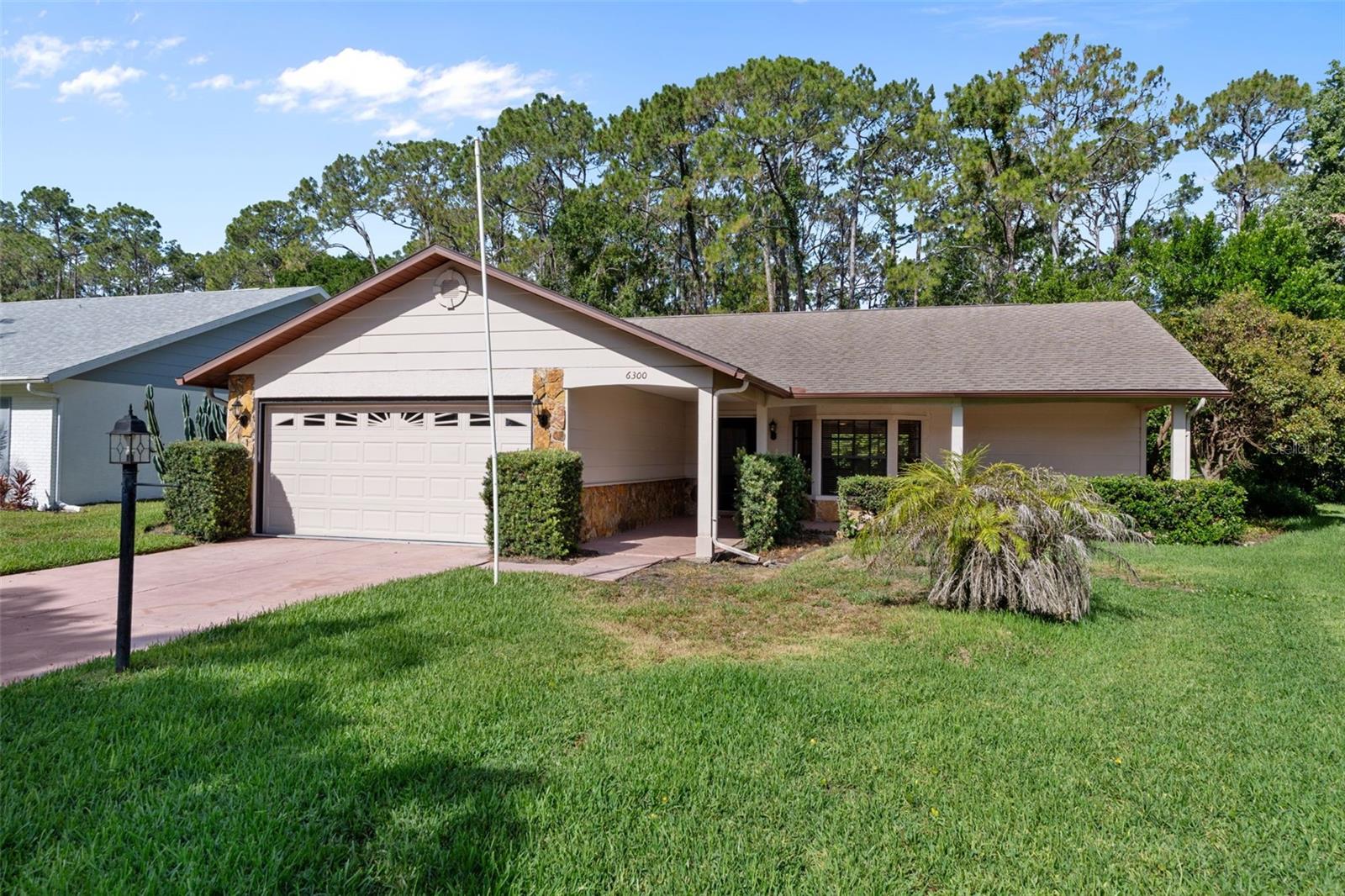 6300 DARIEN WAY