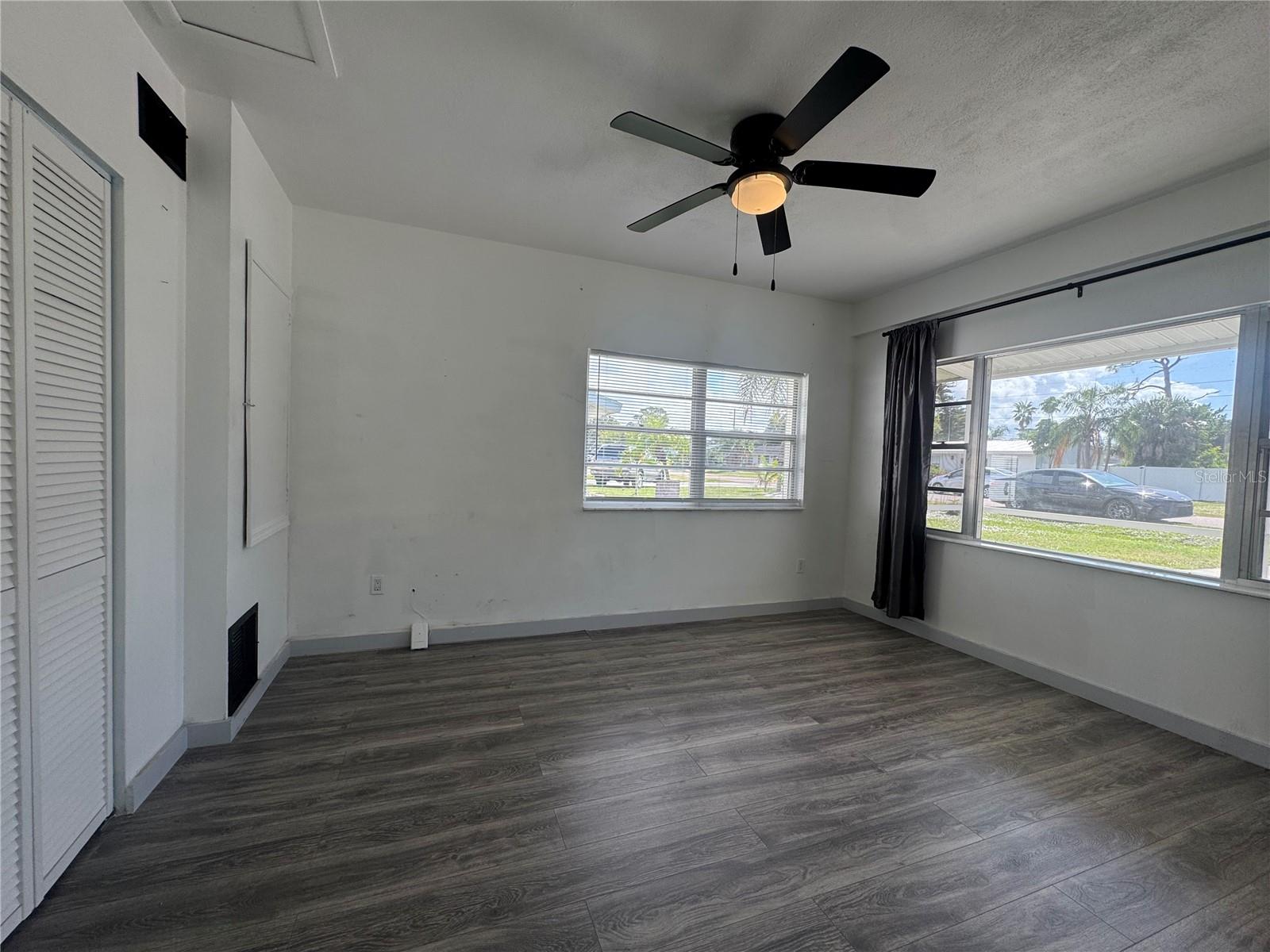 BAHAMA HEIGHTS - Residential Lease