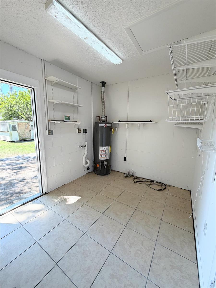 FRUITLAND PARK TROPIC SUB - Residential