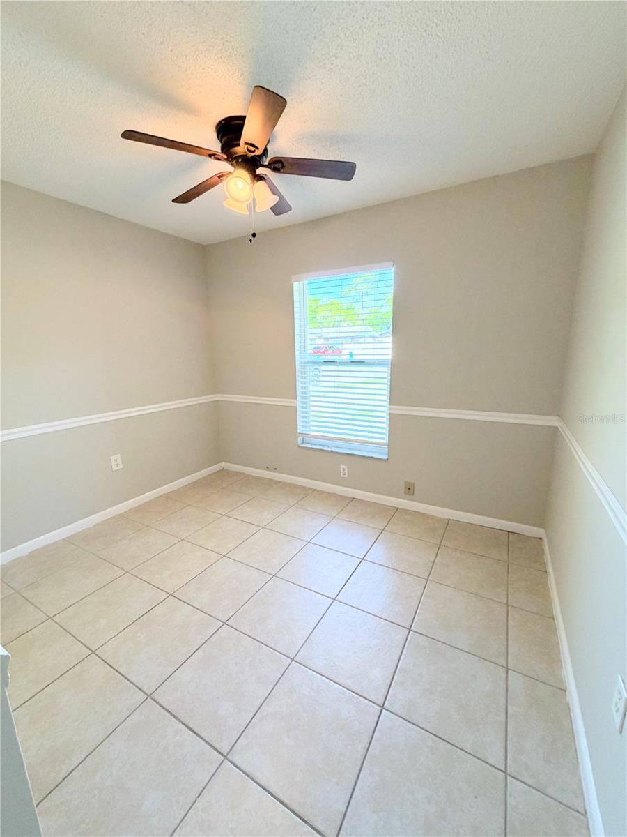 FRUITLAND PARK TROPIC SUB - Residential