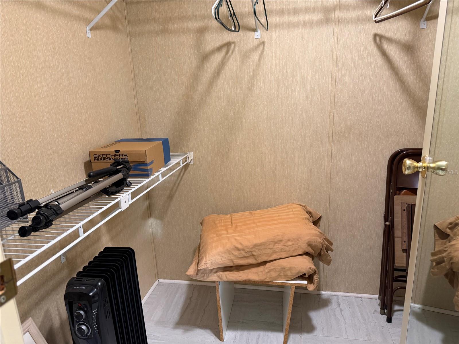 OAKWOOD ESTATES - Residential