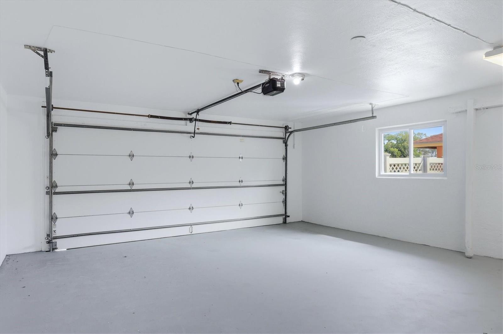 RIVERWOOD PINES - Residential