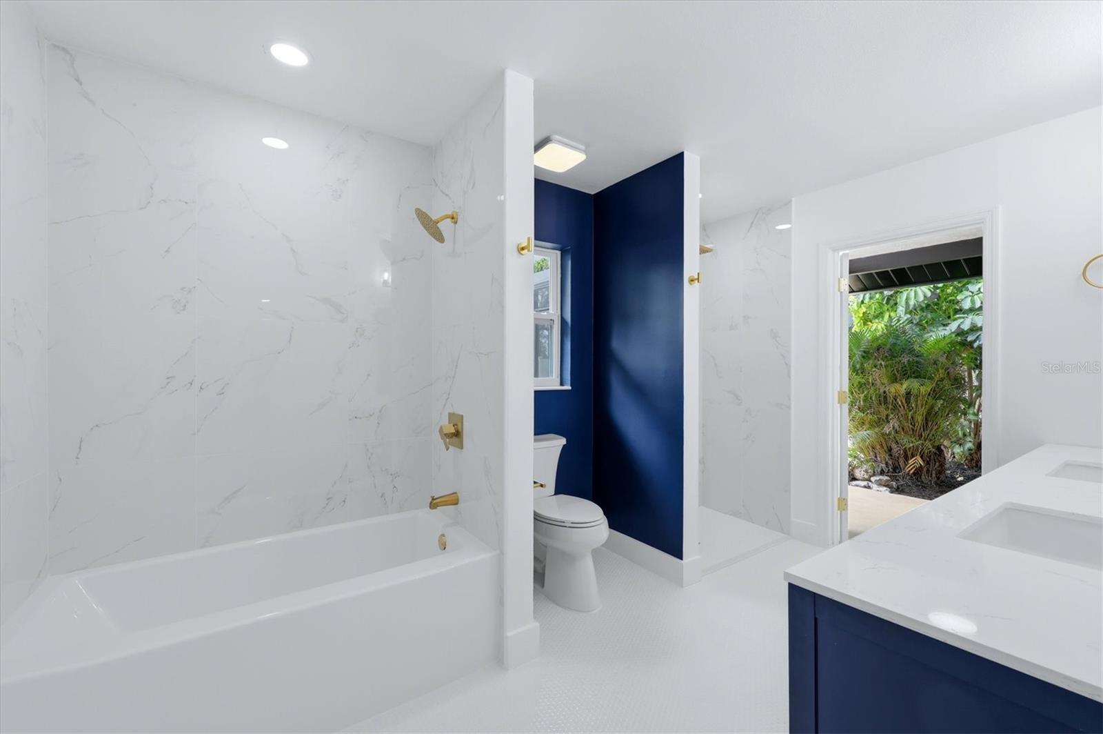 RIVERWOOD PINES - Residential