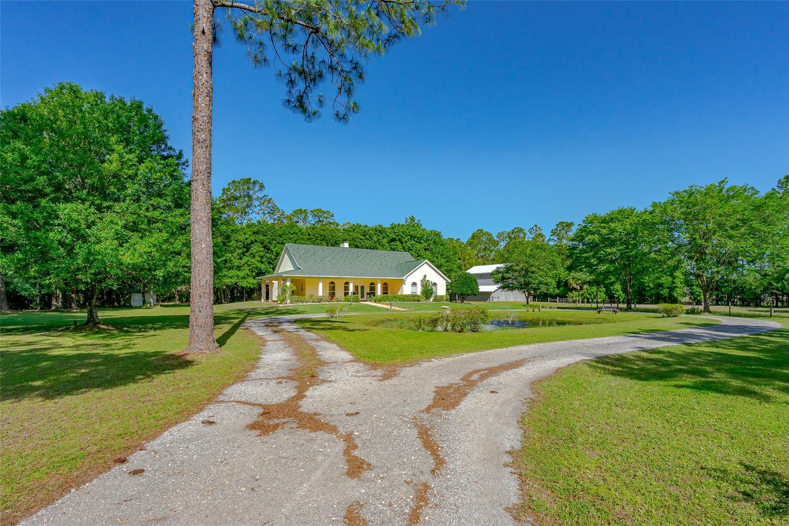 Howe & Currier - Residential
