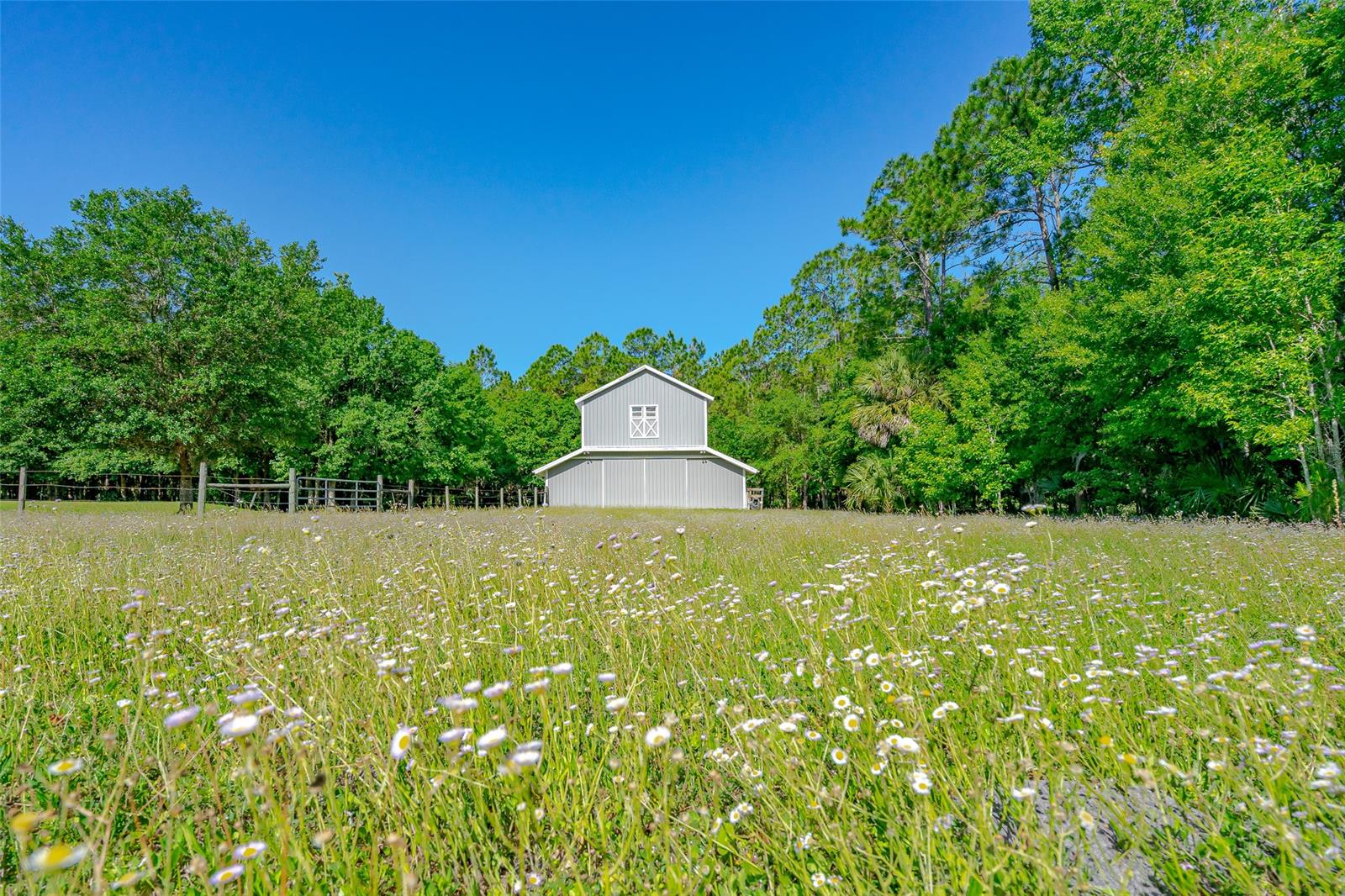 Howe & Currier - Residential
