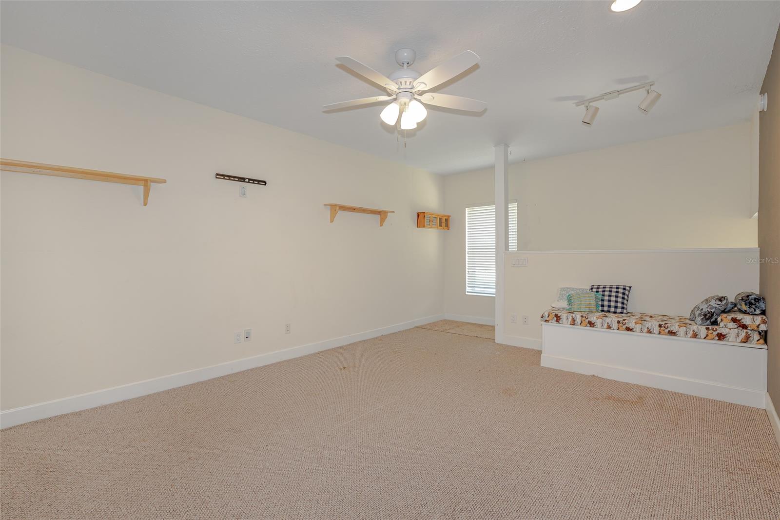 Howe & Currier - Residential