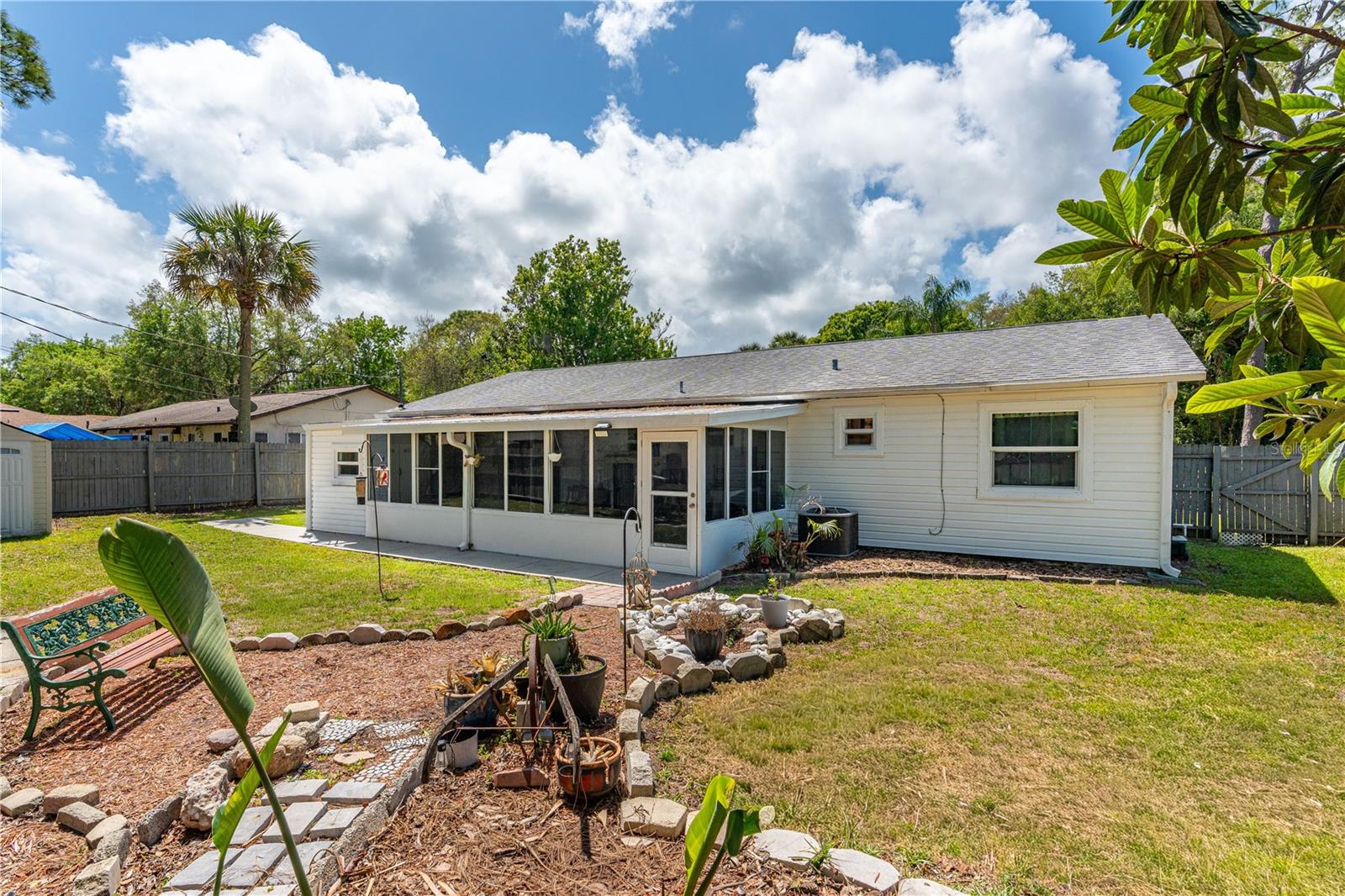 FLORIDA SHORES 01 - Residential