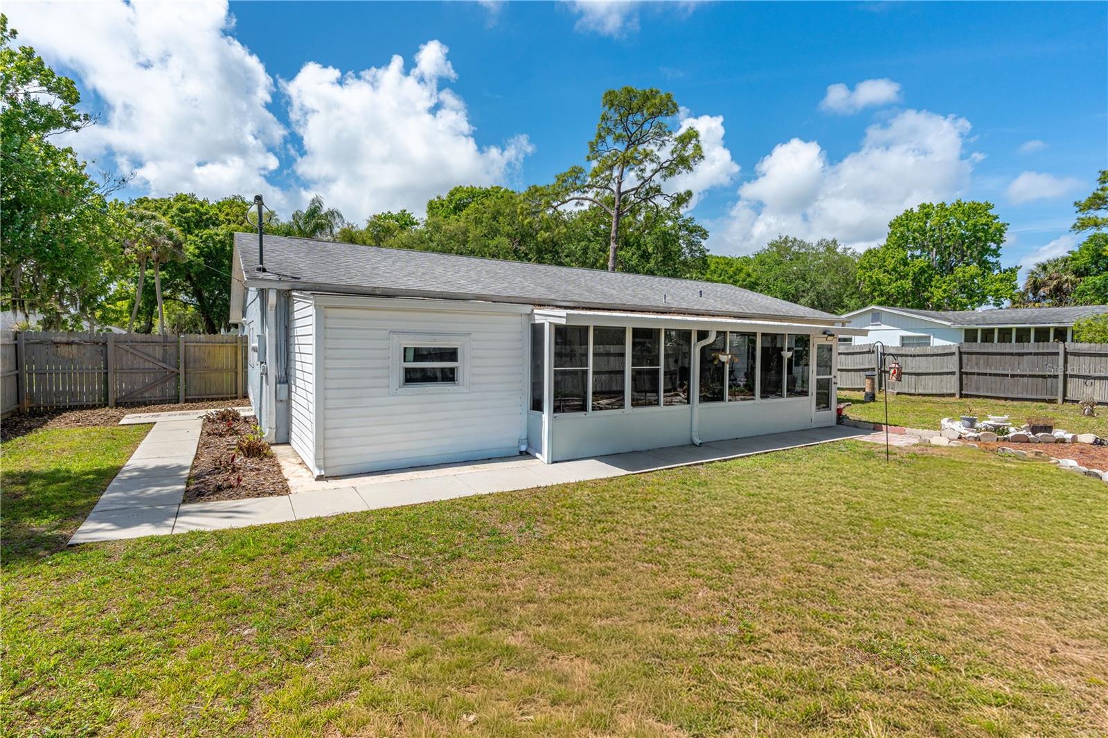 FLORIDA SHORES 01 - Residential