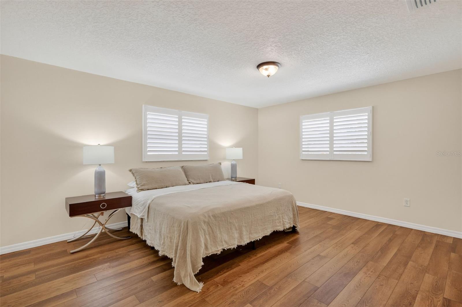 DORA PARK ESTATES - Residential