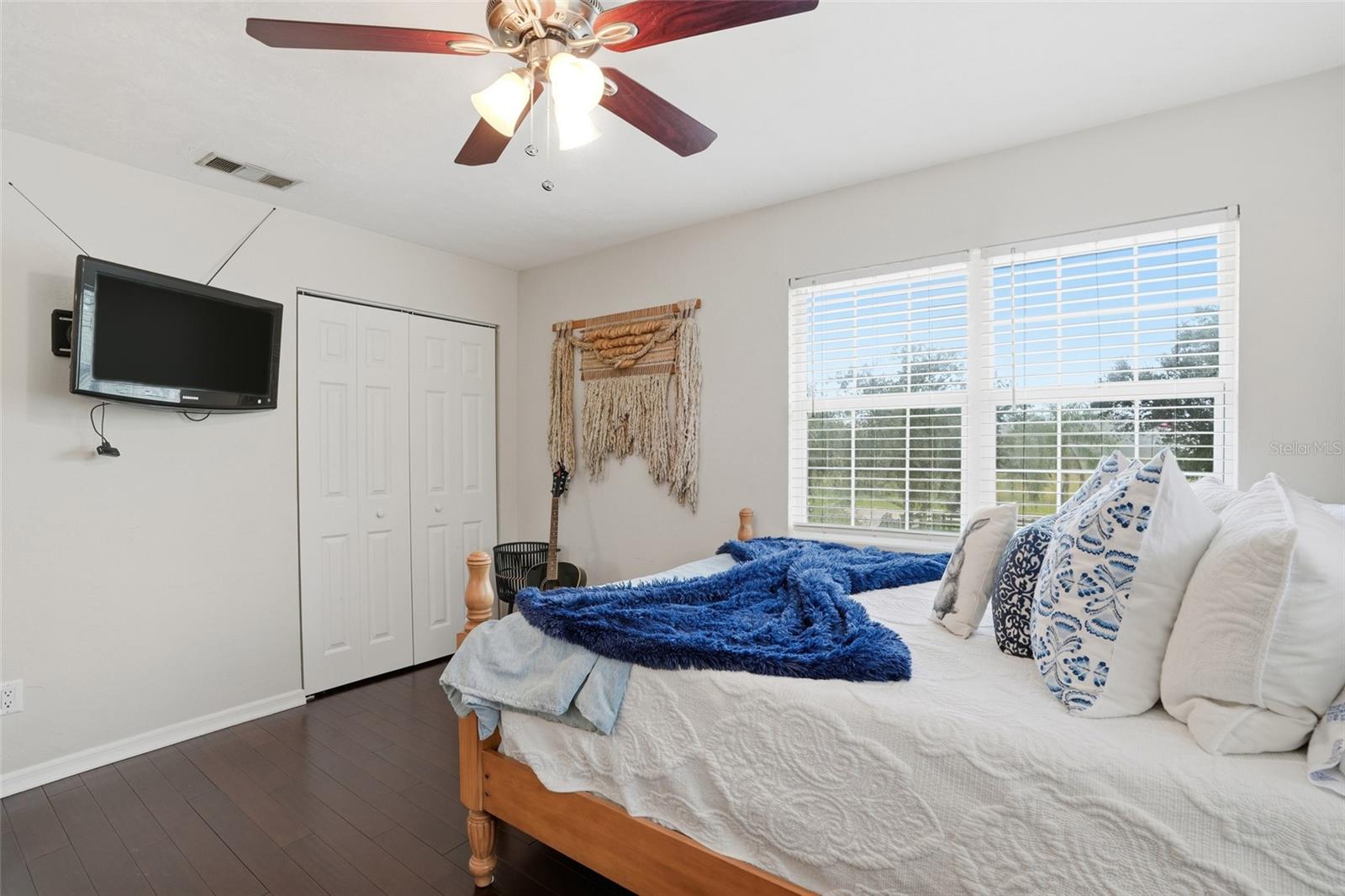 ACREAGE & UNREC - Residential