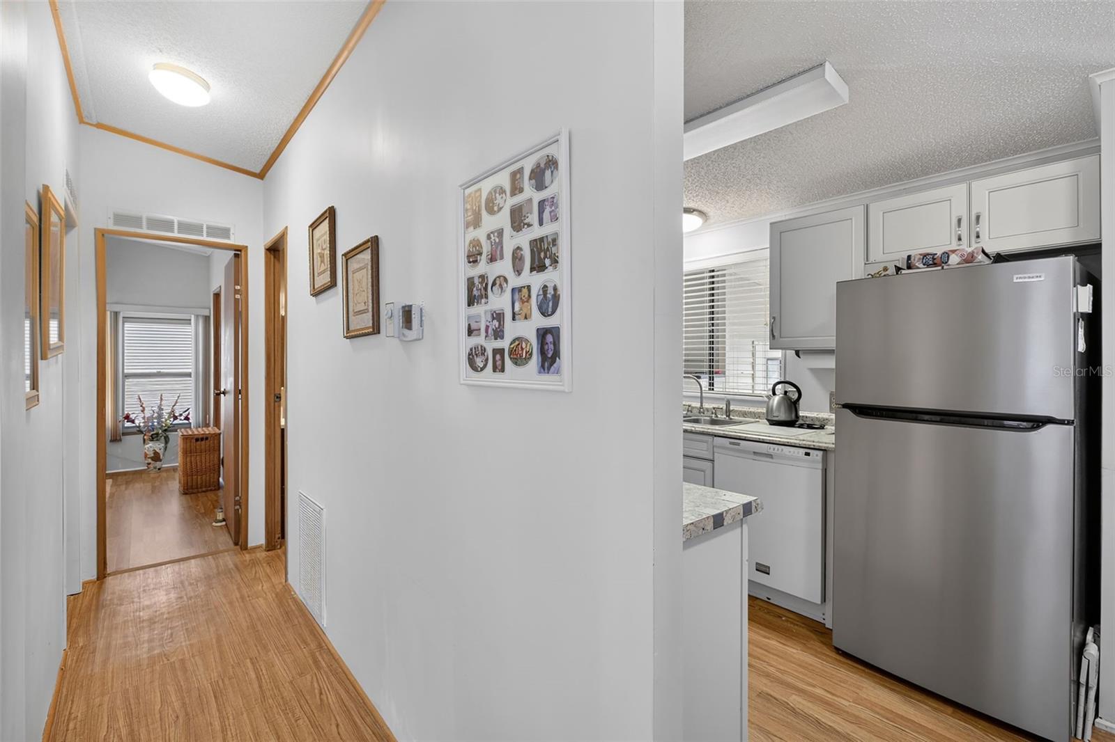 LA CASA MHP CO-OP - Residential