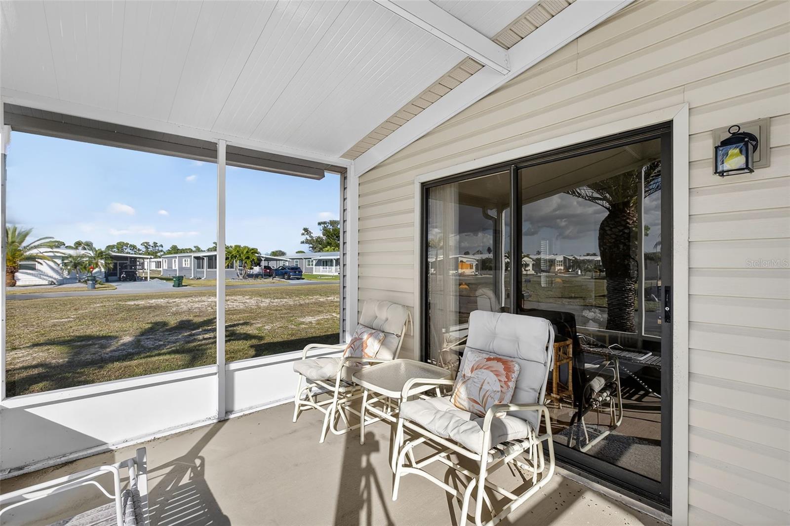 LA CASA MHP CO-OP - Residential