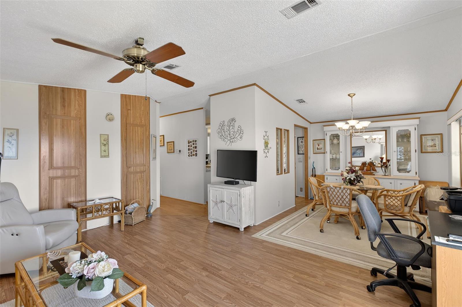 LA CASA MHP CO-OP - Residential