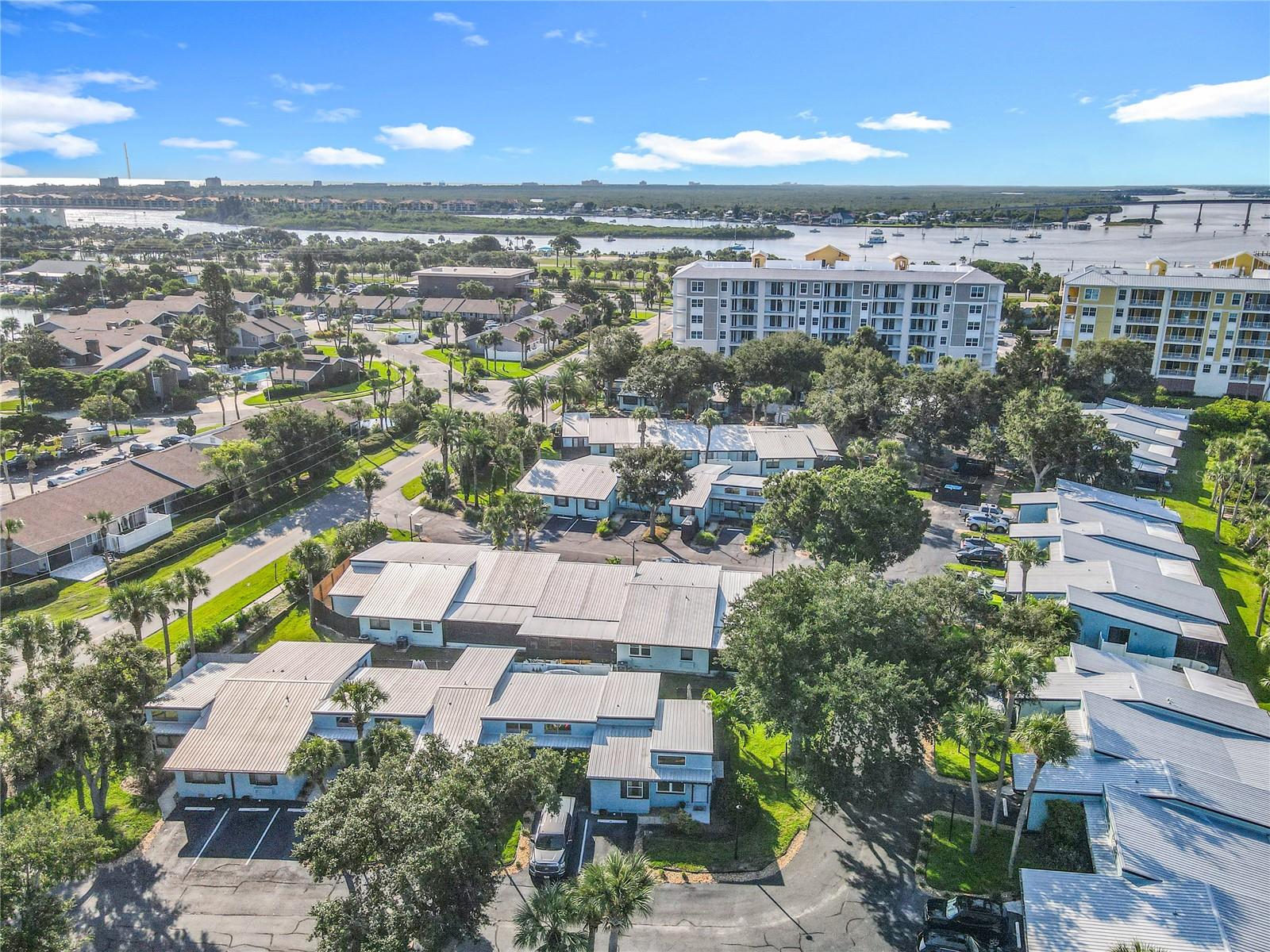 85 HEATHER POINT COURT 850