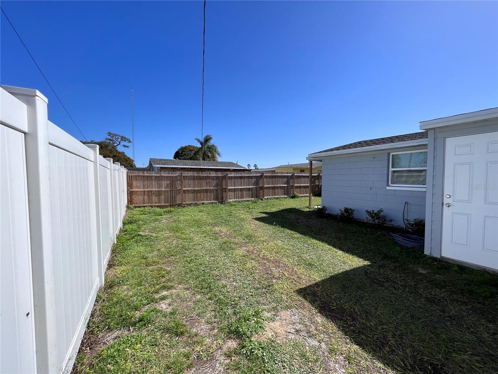 CITY ZEPHYRHILLS - Residential Lease