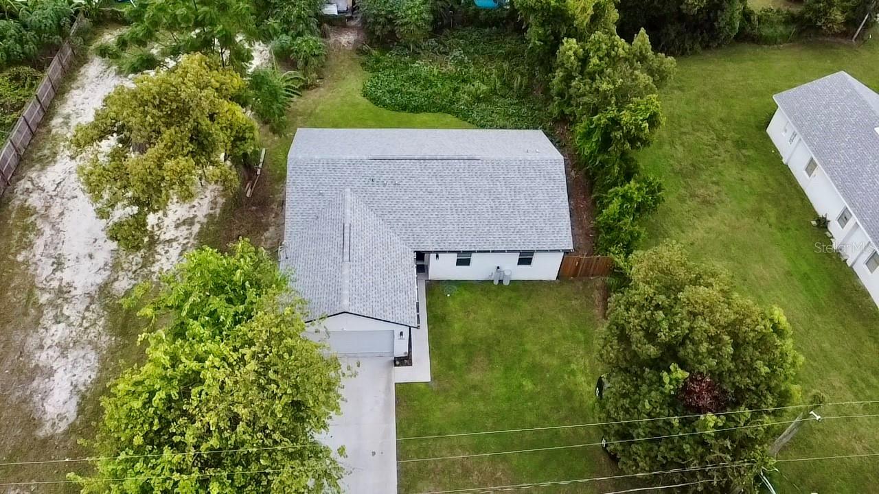 Beautiful 4BR/2BA home built in 2024 on a .23-acre lot! Just minutes from Camping World Stadium, Kia Center, and Downtown Orlando. Modern open layout with stylish finishes and natural light throughout. Spacious backyard offers room for a tiny home or efficiency unit (with proper permits) for income-producing potential. Move-in ready and perfectly located near all the city’s attractions!