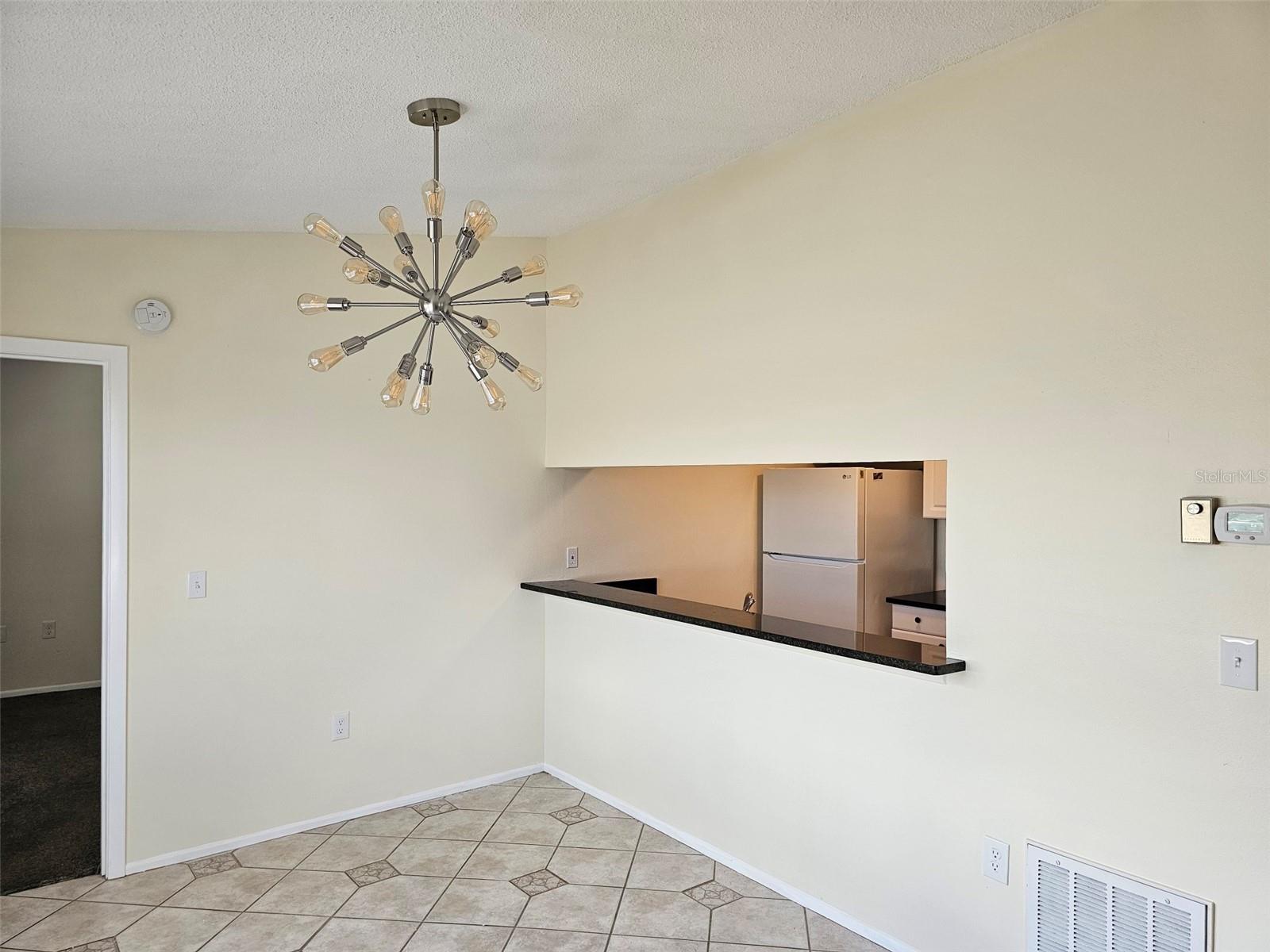 MIRROR LAKE SEC 4 - Residential Lease