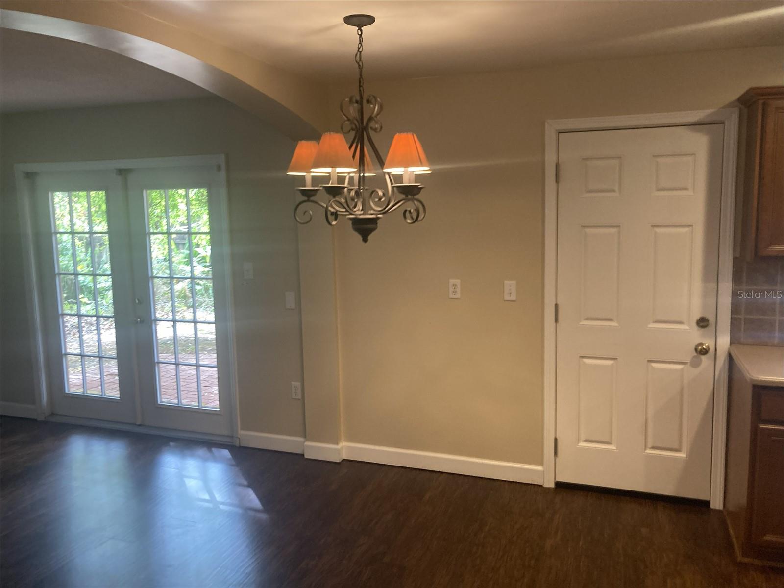 WINDERMERE TOWN - Residential Lease